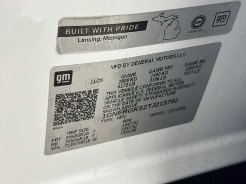 Certified 2026 Chevrolet Traverse LT w/ Driver Confidence Package FWD image 31