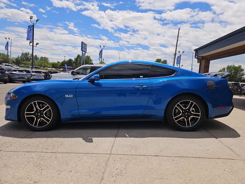 Used 2019 Ford Mustang GT Premium RWD image 8
