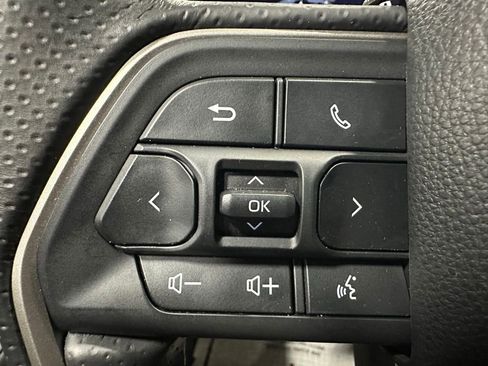 Used 2025 Toyota 4Runner TRD Sport AWD/4WD image 17