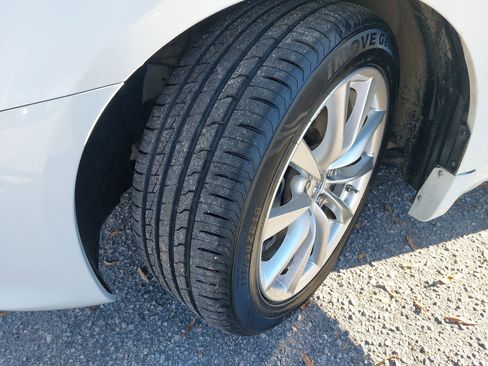 Used 2012 INFINITI G37 Sport w/ Premium Pkg image 33