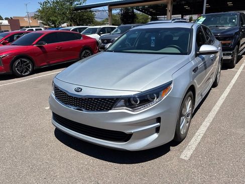 Used 2016 Kia Optima EX FWD image 2