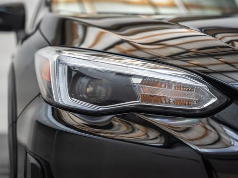 Used 2023 Subaru Crosstrek 2.5i Limited AWD/4WD image 13