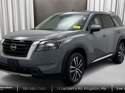 New 2025 Nissan Pathfinder Platinum