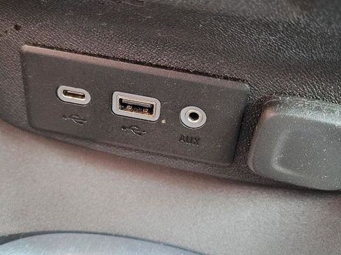 Used 2019 Chevrolet Malibu LT image 21