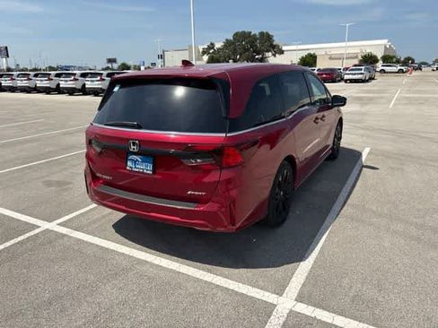 Used 2025 Honda Odyssey Sport-L image 5