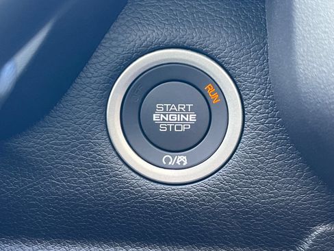 New 2026 RAM 3500 Laramie AWD/4WD image 21