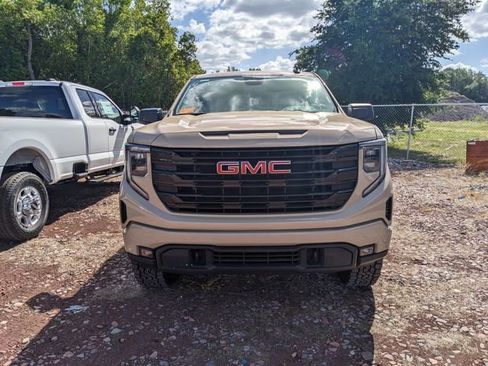 Used 2022 GMC Sierra 1500 Elevation image 2