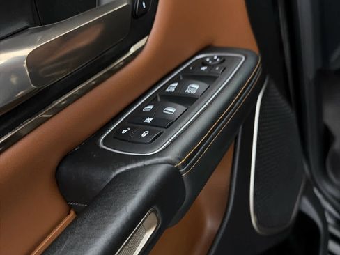 Used 2022 RAM 1500 Limited w/ Trailer Tow Group image 23