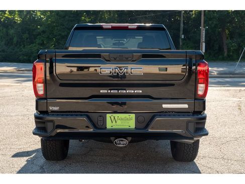 New 2026 GMC Sierra 1500 Elevation w/ Elevation Select Package AWD/4WD image 7
