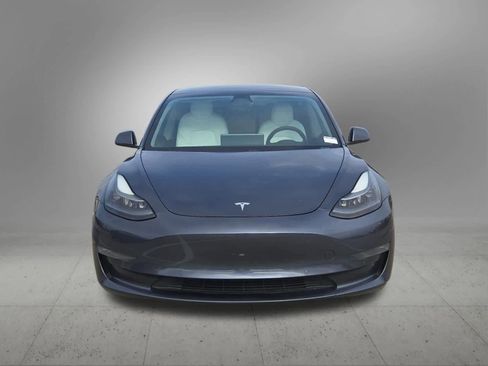 Used 2021 Tesla Model 3 Performance image 9