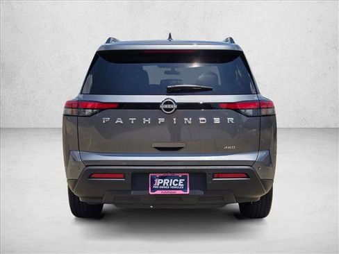 Used 2025 Nissan Pathfinder SV AWD/4WD image 7