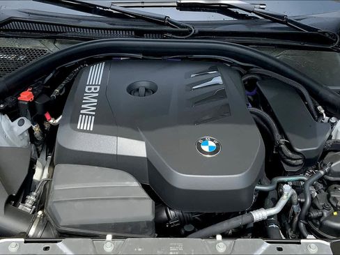 Used 2025 BMW 330i Sedan w/ Convenience Package image 16