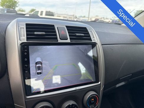 Used 2012 Toyota Corolla S image 12