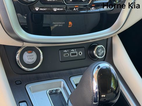 Used 2022 Nissan Murano Platinum w/ Cargo Package FWD image 28