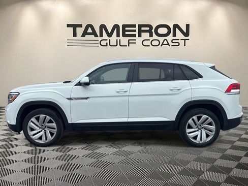 Used 2023 Volkswagen Atlas Cross Sport SE w/ Panoramic Sunroof Package AWD/4WD image 4