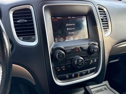 Used 2020 Dodge Durango SXT RWD image 27