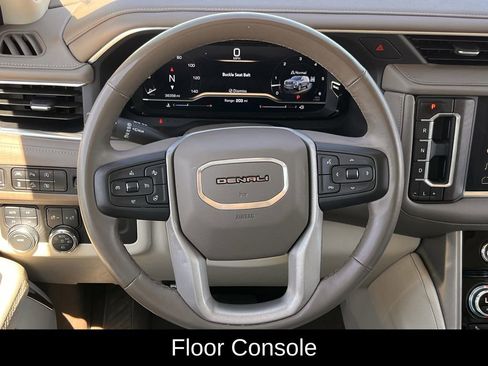 Used 2024 GMC Yukon Denali image 15