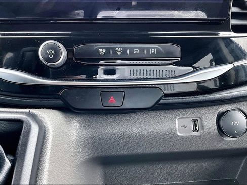 Certified 2024 Ford Transit 350 XLT image 31