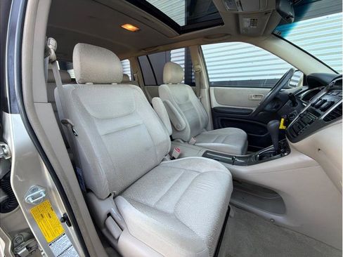 Used 2003 Toyota Highlander 4WD V6 image 19