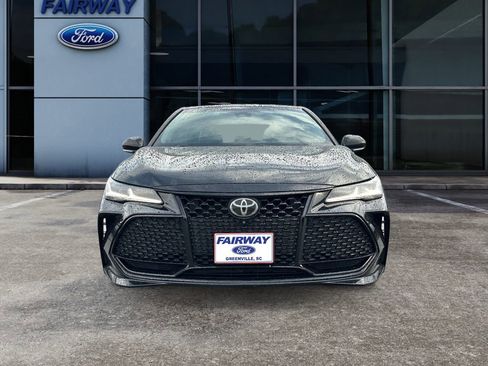 Used 2019 Toyota Avalon Touring w/ Advanced Safety Package image 3