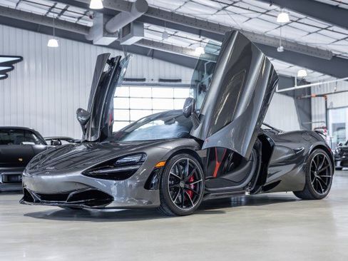 Used 2020 McLaren 720S Luxury image 2