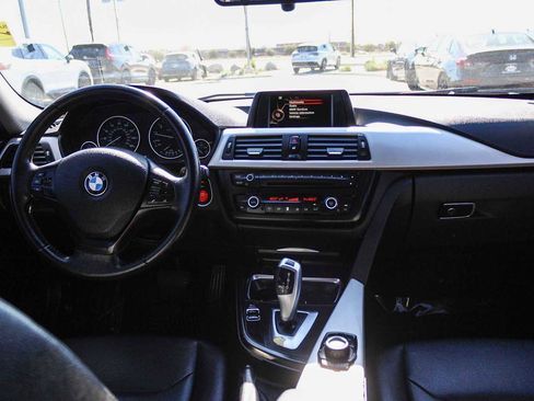 Used 2015 BMW 320i 320i image 12