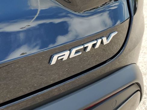 Used 2025 Chevrolet Trax ACTIV w/ Driver Confidence Package FWD image 32