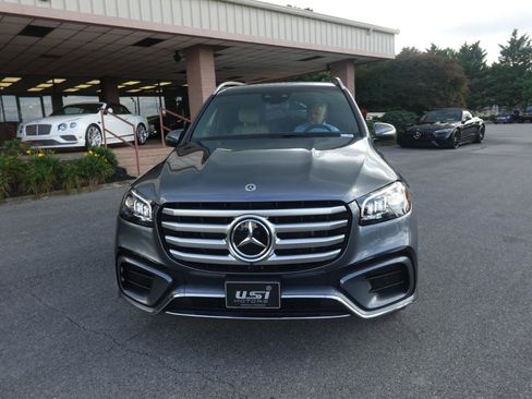 Used 2025 Mercedes-Benz GLS 450 4MATIC image 6