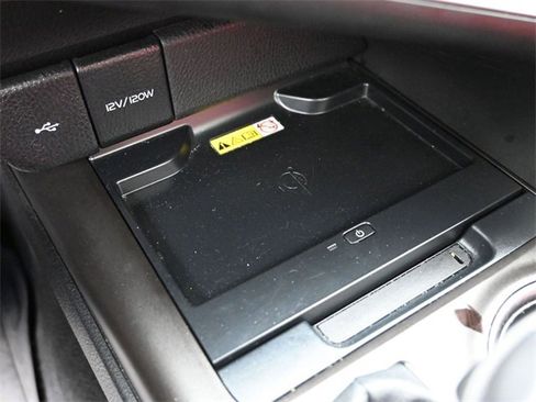 Used 2022 Toyota Camry XSE image 14