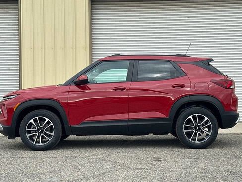 New 2026 Chevrolet TrailBlazer LT w/ Convenience Package image 3