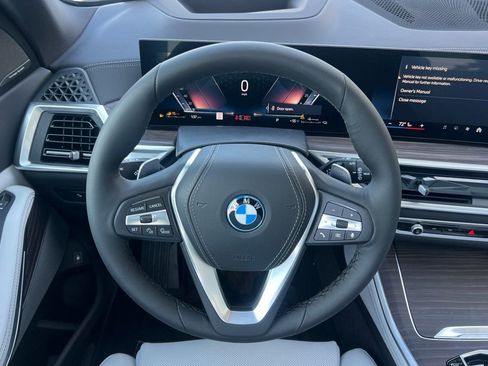 New 2026 BMW X5 xDrive50e image 26