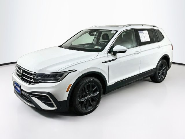 Certified 2024 Volkswagen Tiguan SE AWD/4WD image 4