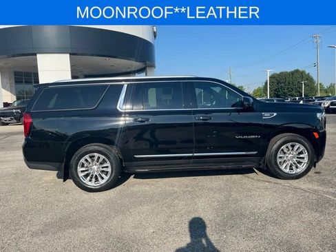 Used 2023 GMC Yukon XL SLT w/ SLT Premium Package AWD/4WD image 13