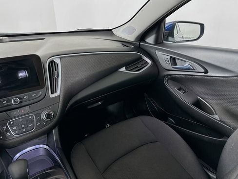 Used 2023 Chevrolet Malibu LT image 30