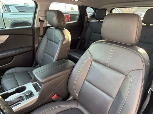 Used 2024 Chevrolet Blazer LT FWD image 5