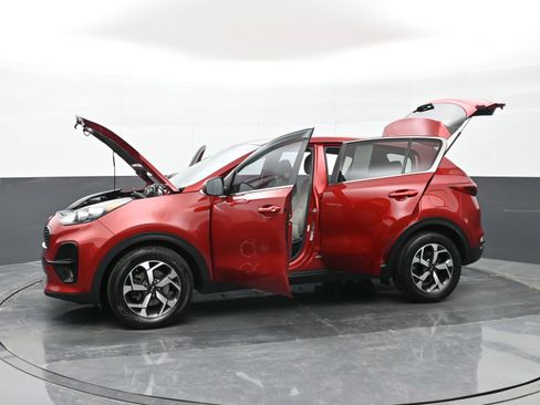 Used 2022 Kia Sportage LX image 49