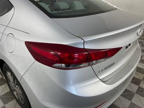 Used 2018 Hyundai Elantra SEL FWD image 18