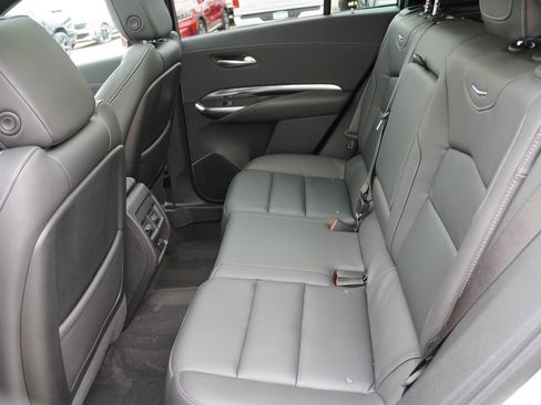 Used 2022 Cadillac XT4 Luxury w/ Cold Weather Package image 17