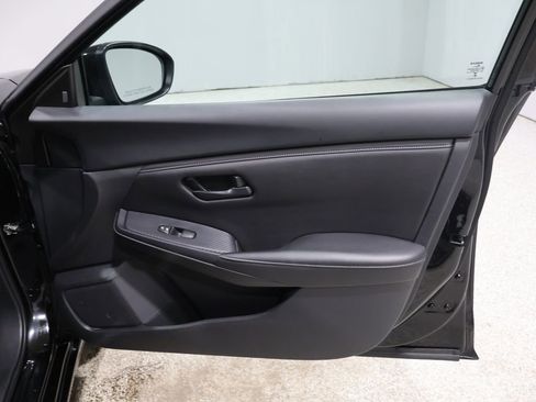 Used 2024 Nissan Sentra S image 22