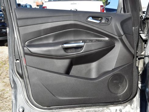 Used 2018 Ford Escape Titanium FWD image 8