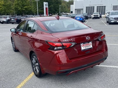 Used 2024 Nissan Versa SV w/ Trunk Package image 5