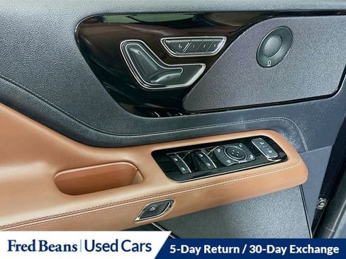 Certified 2025 Lincoln Aviator Reserve w/ Illumination Package AWD/4WD image 20