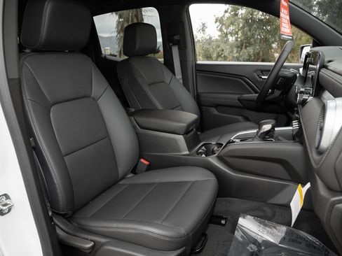 New 2026 Chevrolet Colorado LT image 36