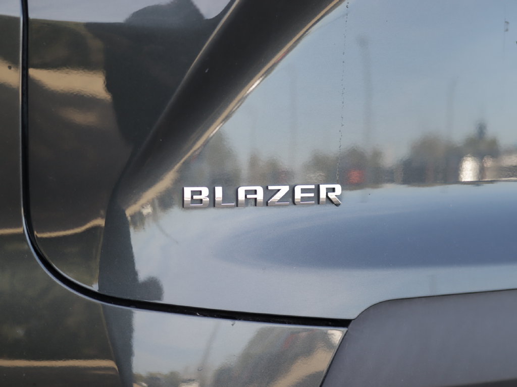Used 2020 Chevrolet Blazer LT FWD image 33