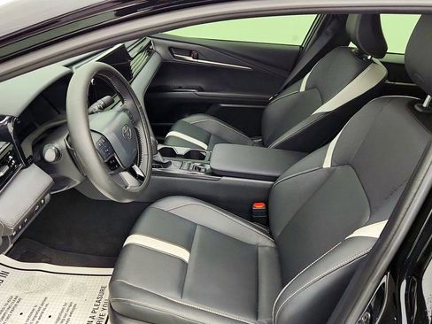 Used 2025 Toyota Camry SE image 20