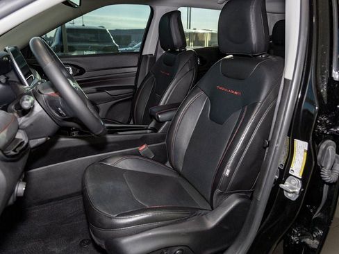 Used 2022 Jeep Compass Trailhawk w/ Trailhawk Elite Group AWD/4WD image 28