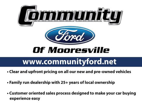 Used 2023 Ford Explorer XLT w/ Equipment Group 202A AWD/4WD image 4