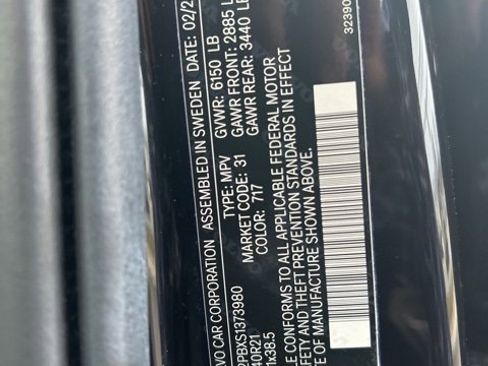 Used 2025 Volvo XC90 B5 Plus image 28