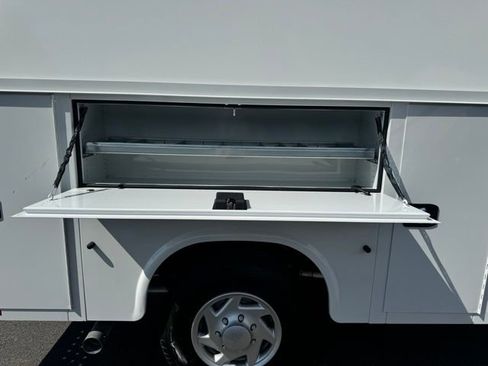 New 2025 Ford E-350 and Econoline 350 Super Duty w/ Power Equipment Group image 30