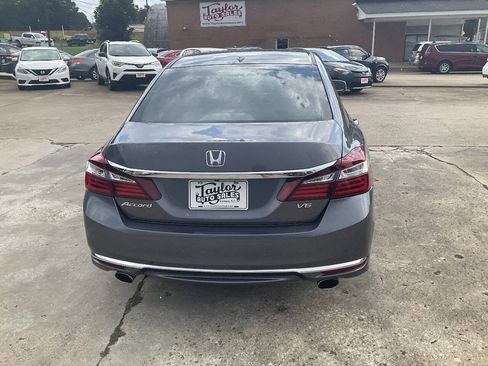 Used 2016 Honda Accord EX-L image 4